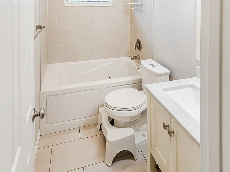 8570 NW 15th Ct — Photo 30