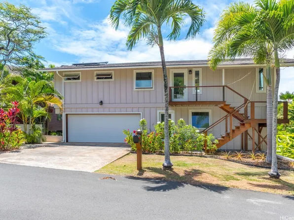 220 Poopoo Pl, Kailua, HI 96734
