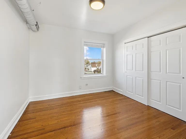 3050 W Cornelia Ave #3 — Photo 8