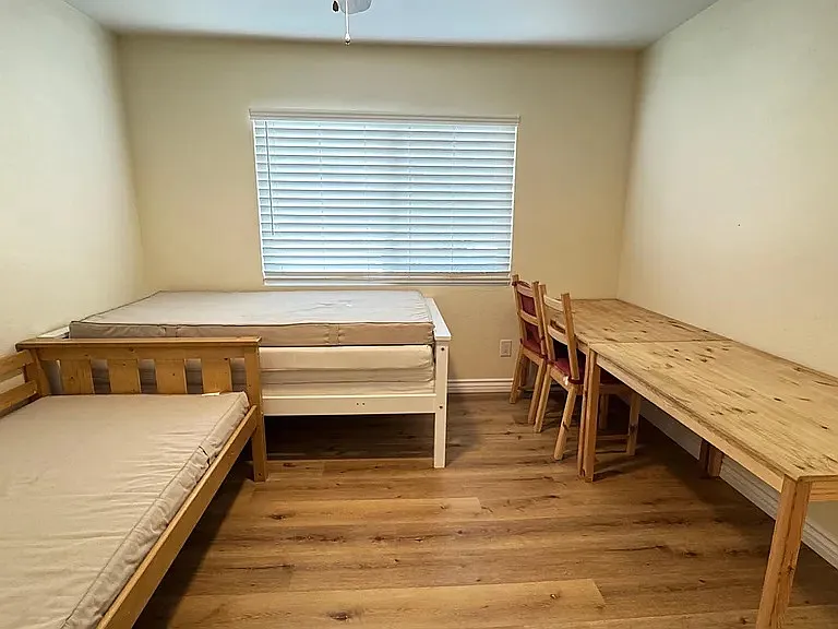 1419 Millcreek — Photo 22