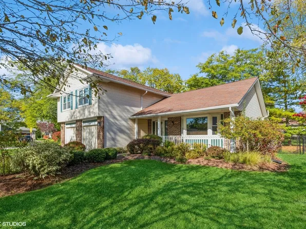 1620 Chesapeake Dr, Hoffman Estates, IL 60192