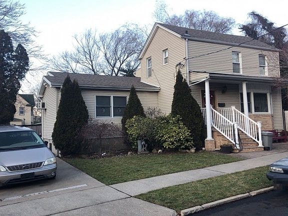 3rd image of 153 W Buchanan St