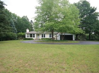 1596 Buttrick Ave SE, Ada, MI 49301