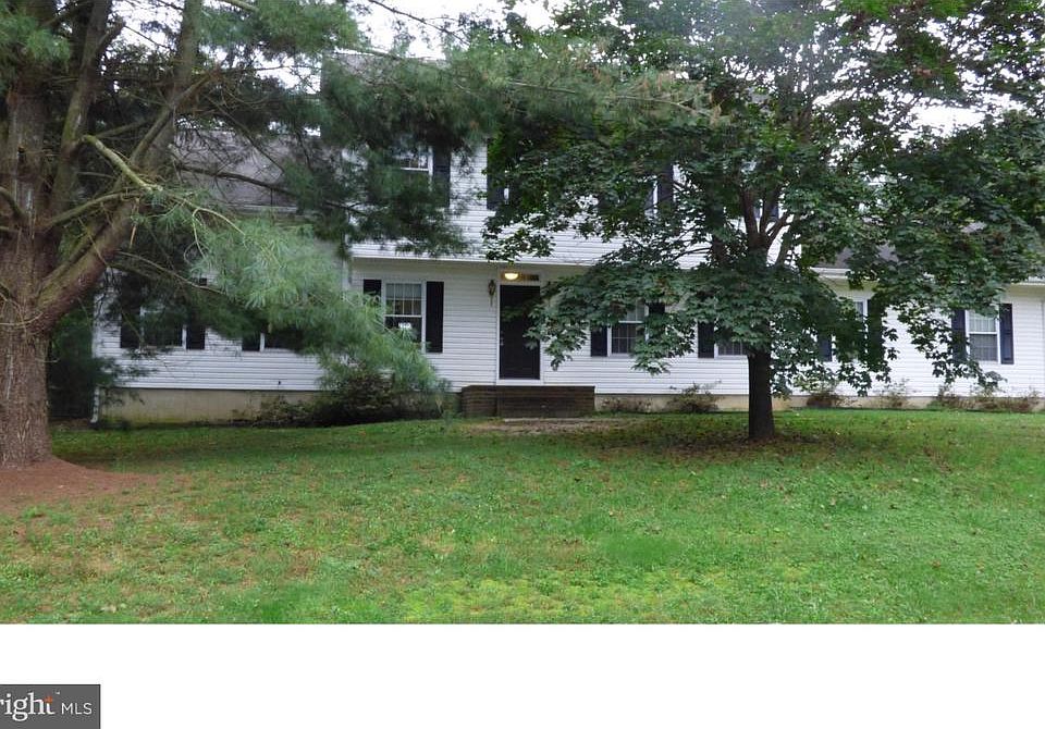 1st image of 102 Naomi Ln
