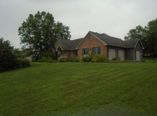 588 Fehr Rd, Nazareth, PA 18064