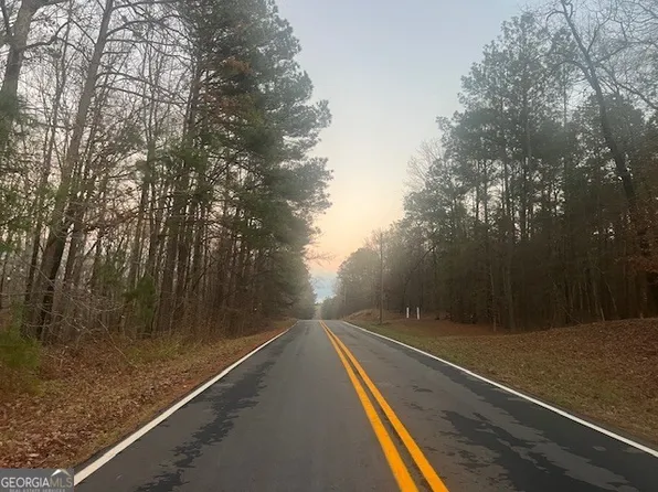 127 Long Shoals Ave, Eatonton, GA 31024