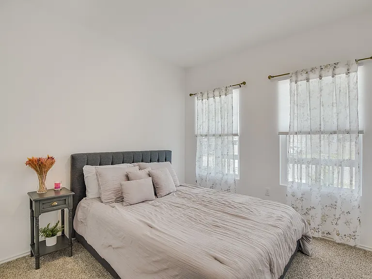 2712 Louris Ln — Photo 11