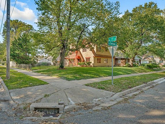 5th image of 1400 SW 3rd St