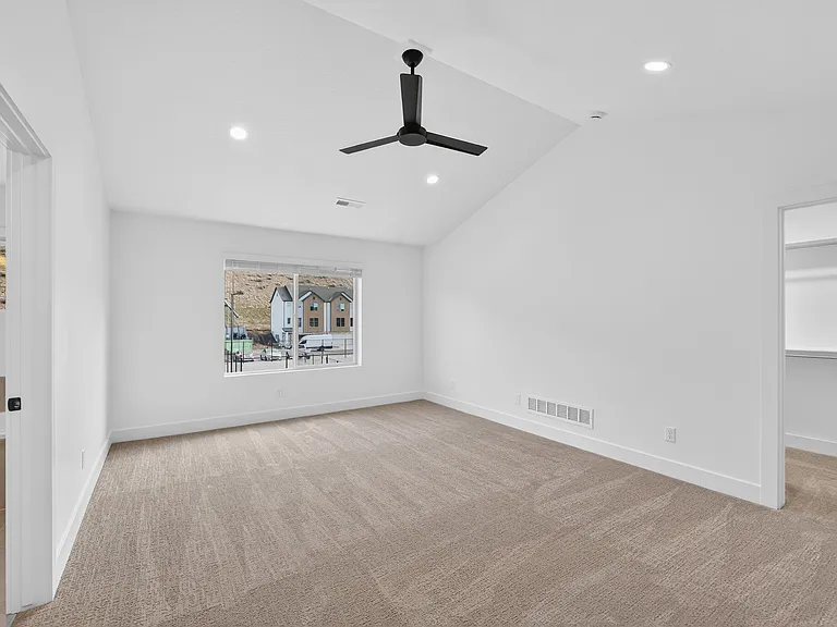 2209 W Swift Fox Dr — Photo 14