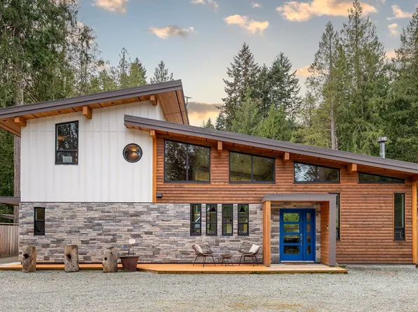 528 Aya Reach Rd, Southern Gulf Islands, BC V0N 2J1