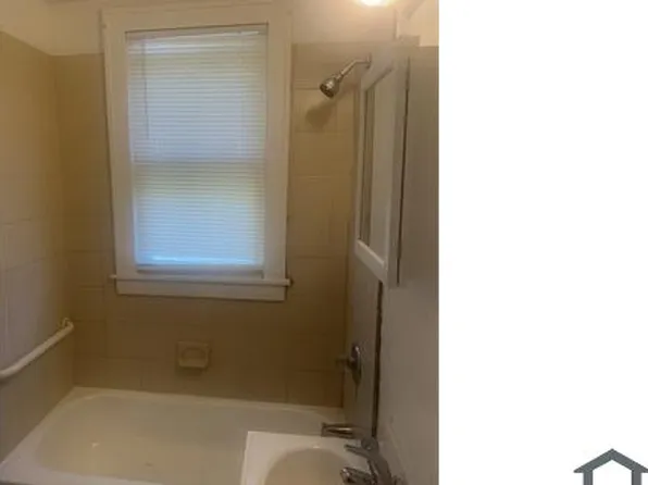 8000 Pilgrim St Unit A, Detroit, MI 48238