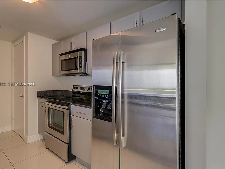 1871 NW South River Dr #802 — Photo 10