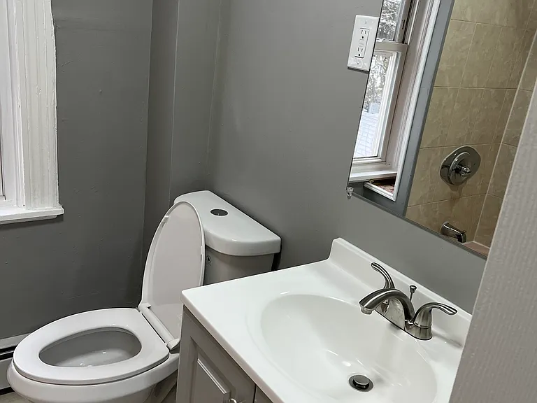 175-177 S Hancock St — Photo 9