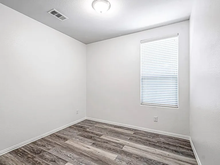 7017 Kate Reed Dr — Photo 28