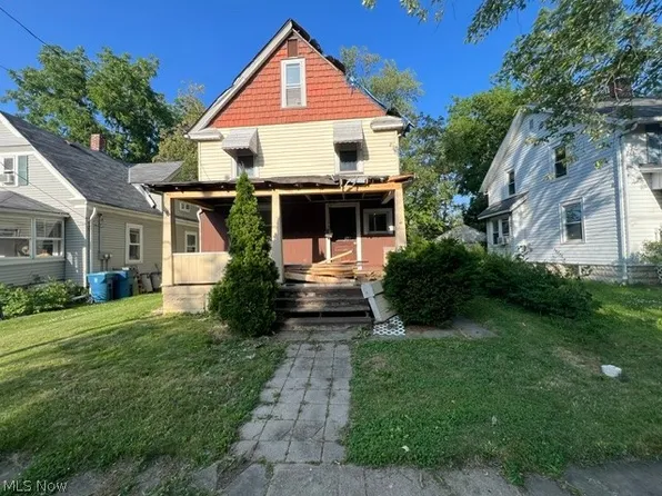 2407 Livingston Ave, Lorain, OH 44052