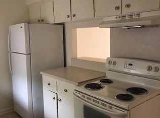 211 N Bates St #D, Alvin, TX 77511