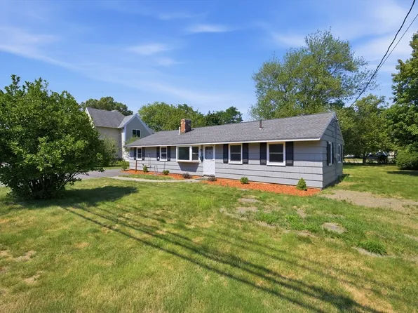 154 Maple St, Lexington, MA 02420