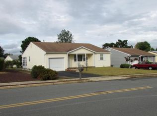 218 Westbrook Dr, Toms River, NJ 08757