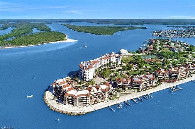 Aerial View of La Peninsula