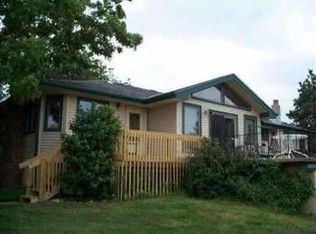 10605 108th St, Weeping Water, NE 68463