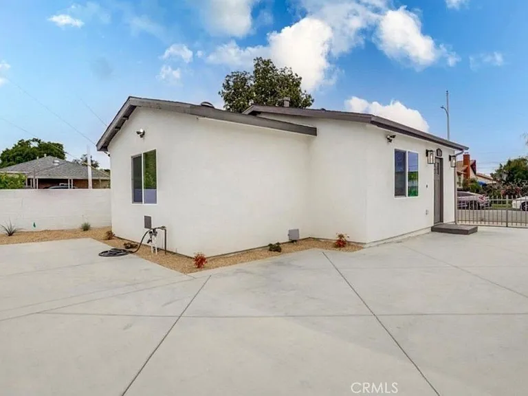 15219 Ibex Ave — Photo 2