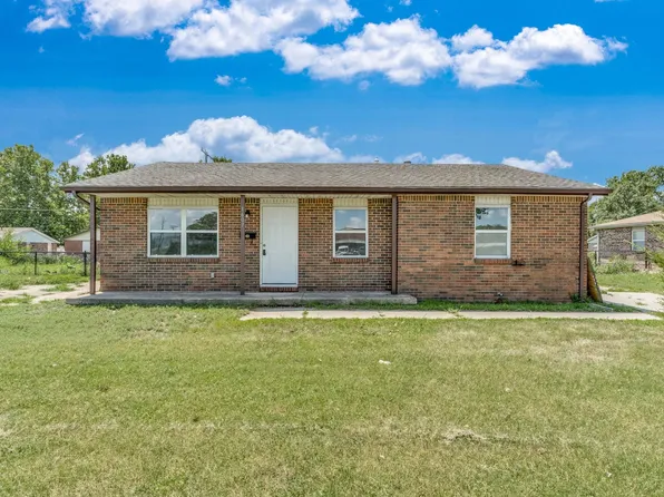 1607 E Berkeley St, Wichita, KS 67216