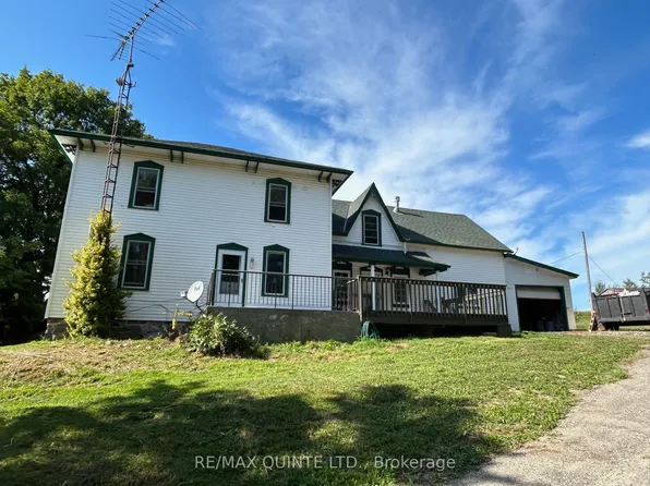 979 County Road 30 Rd #A, Brighton, ON K0K 1H0