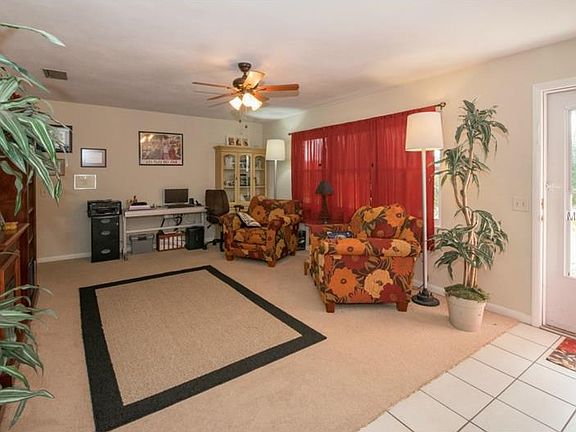 4th image of 105 Shelley Dr