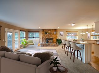 283 Lakeview Dr, Lakeside, MT 59922