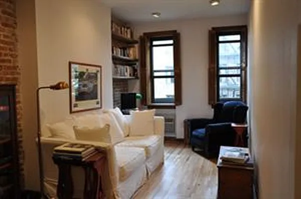Sold by Douglas Elliman | media 10
