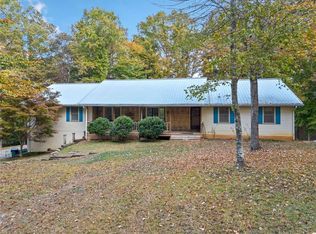 627 Ammons Dr, Waleska, GA 30183