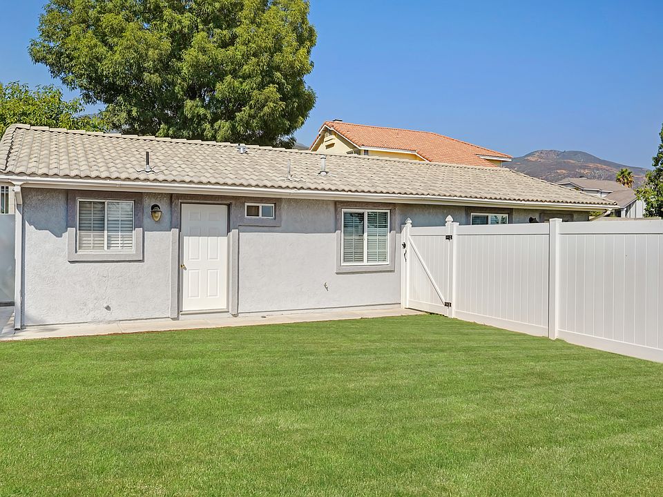 1st image of 6682 Ventura Ct #1/2
