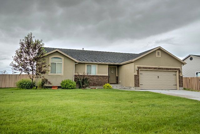 1st image of 2307 E Deanne Ct