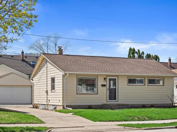 1239 South 92nd STREET, West Allis, WI 53214
