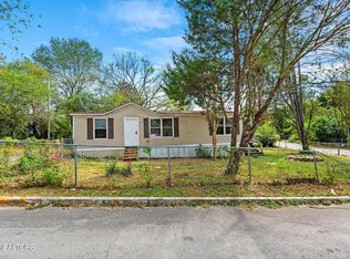 113 Queen St, Clinton, TN 37716