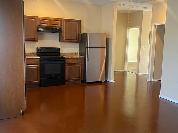 4th image of 2335 Nopal St Unit 106