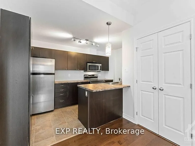 920 White Alder Ave #C — Photo 10