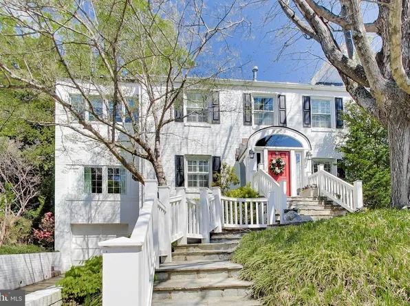 5205 Falmouth Rd, Bethesda, MD 20816
