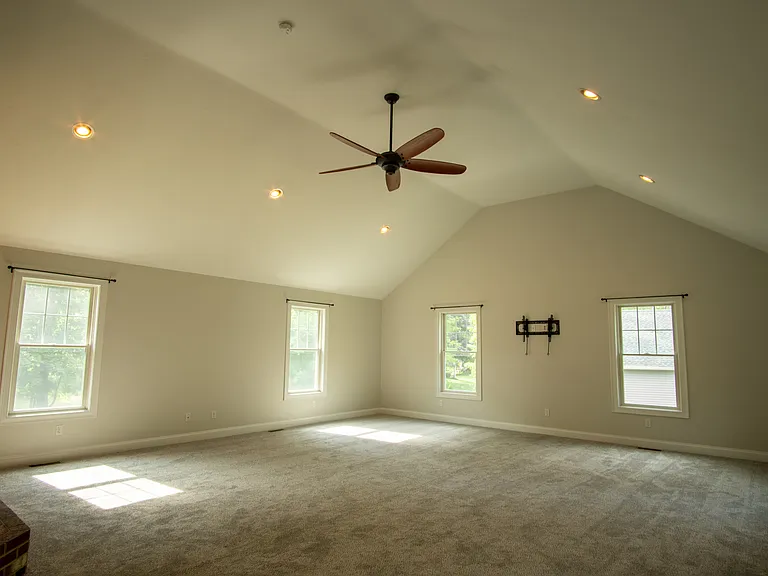 22 Valley Forge Cir — Photo 12
