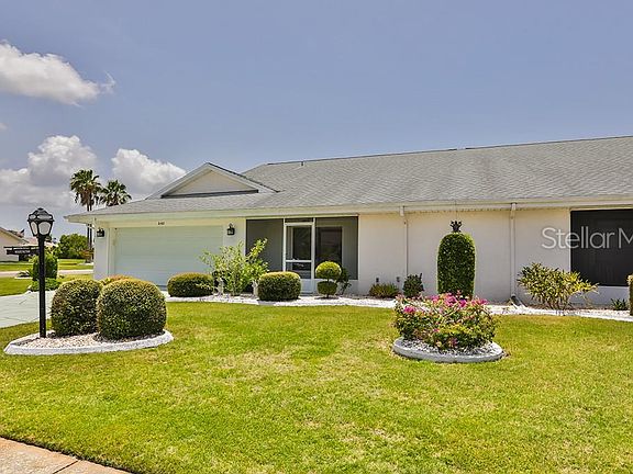 4th image of 2102 Meadowlark Ln