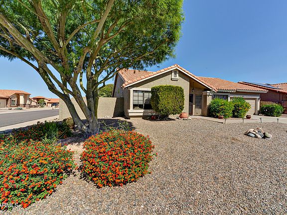 3rd image of 19804 N 94TH Lane