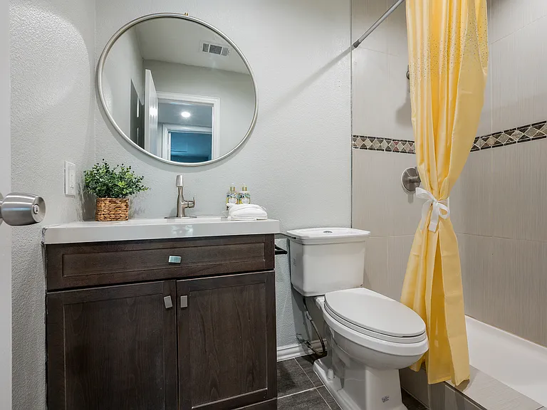 2969 Leahy Dr — Photo 6