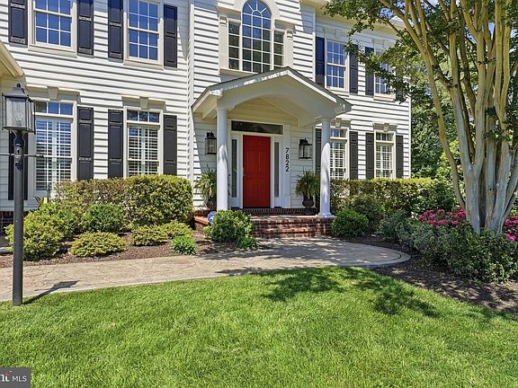 4th image of 7822 Gambrill Woods Way