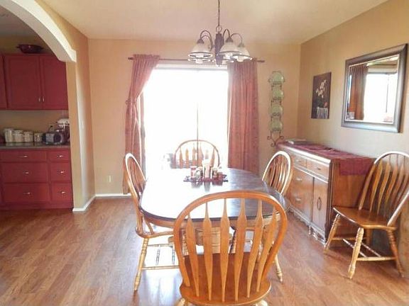 Formal Dining