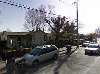 3rd image of 1905 E San Antonio St
