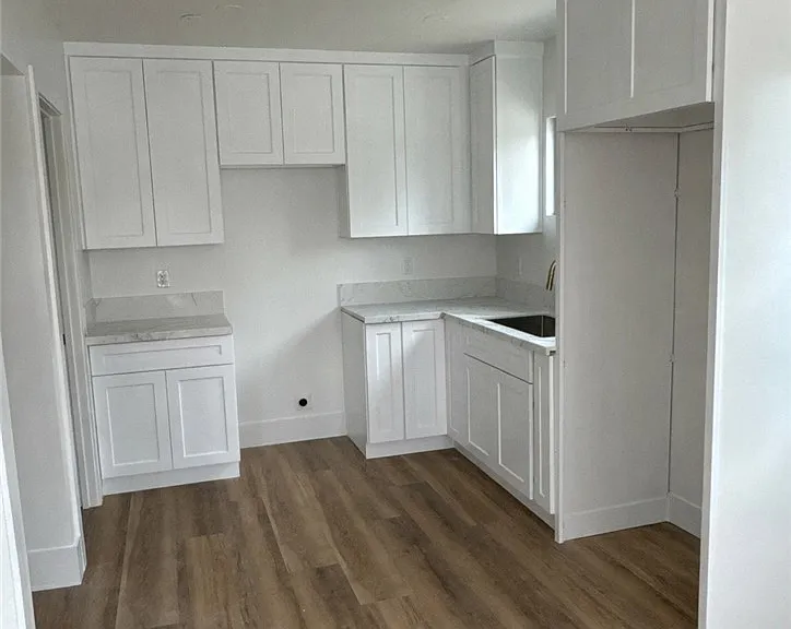 551 W Crescent Dr — Photo 8