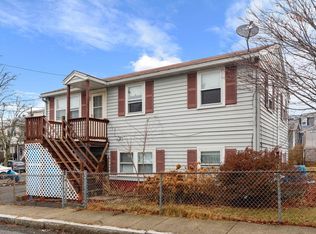 13 Center St, Peabody, MA 01960