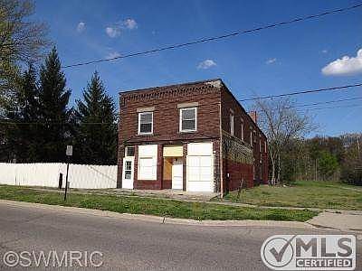 2nd image of 702 N Albion St