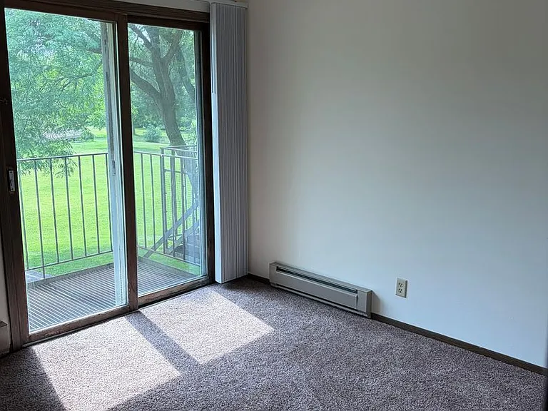 123 Parkview Cir — Photo 6