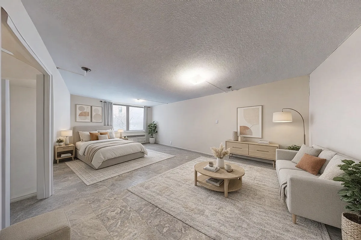 Building Photo - 1619 3rd Ave #2B